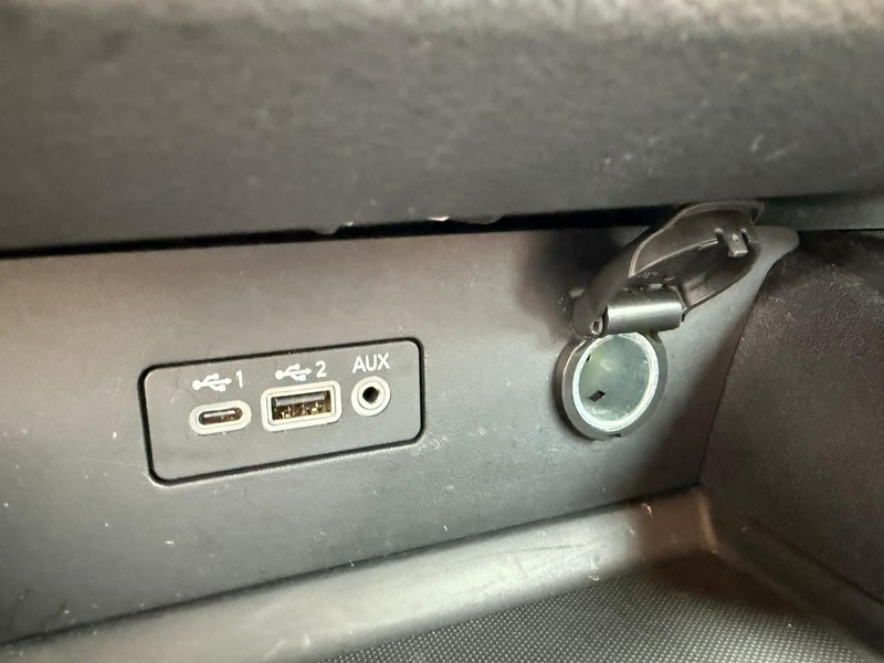 Nissan Altima Vehicle Image 27