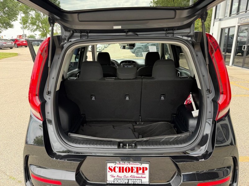 Kia Soul Vehicle Image 13