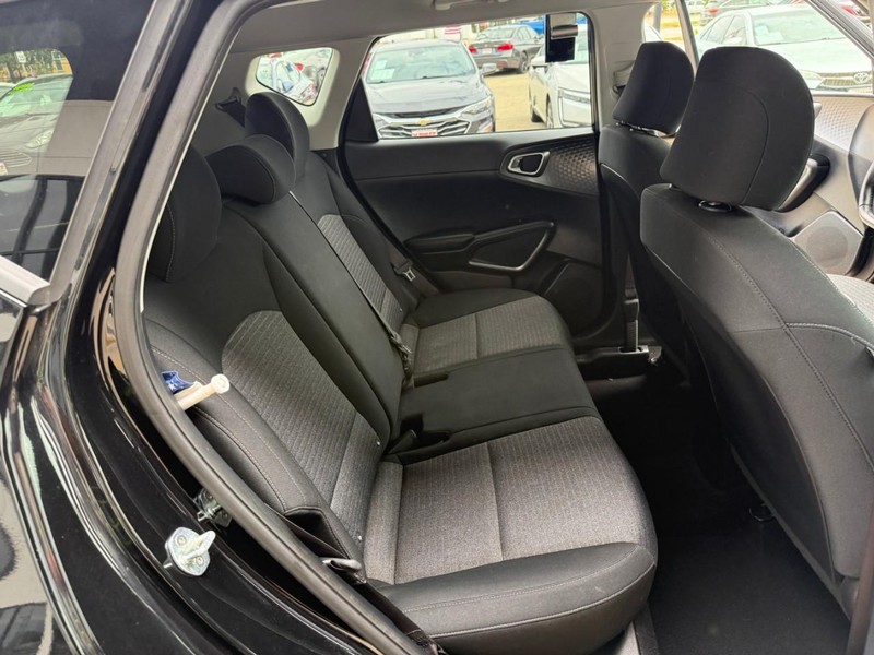 Kia Soul Vehicle Image 14
