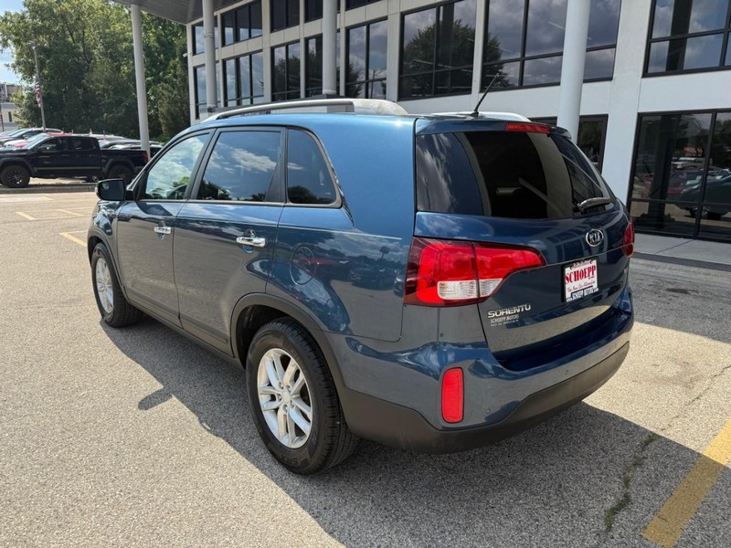 Kia Sorento Vehicle Image 07