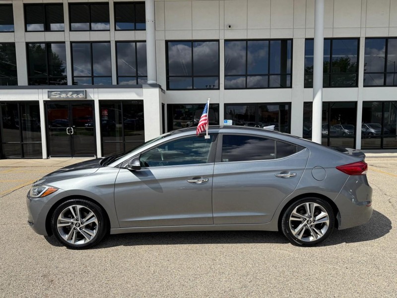 Hyundai Elantra Vehicle Image 08
