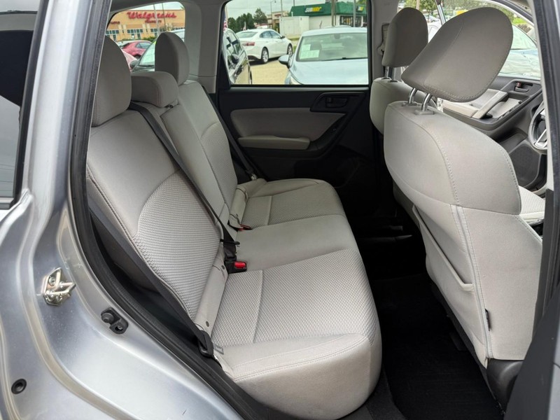 Subaru Forester Vehicle Image 14