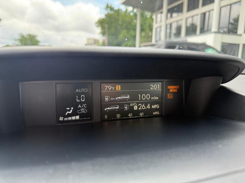 Subaru Forester Vehicle Image 24