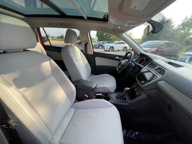 Volkswagen Tiguan Vehicle Image 04