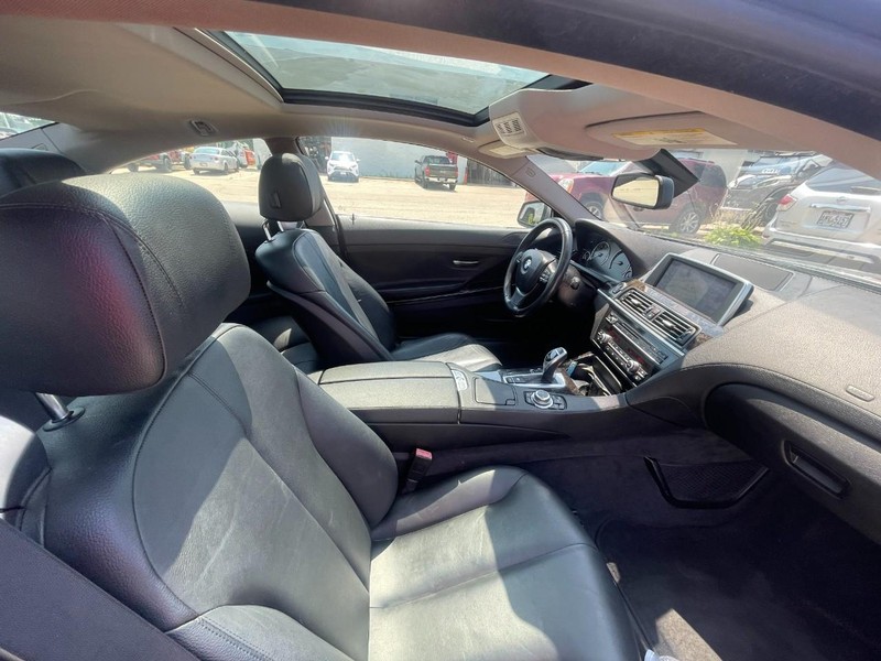 BMW 6 Series Vehicle Image 03
