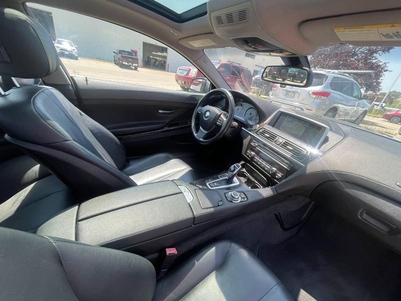 BMW 6 Series Vehicle Image 05