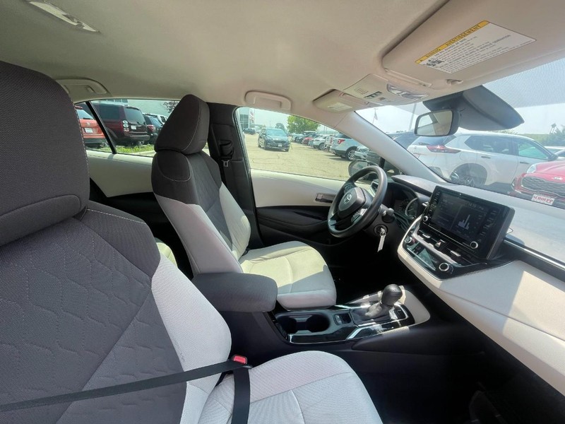 Toyota Corolla Vehicle Image 03