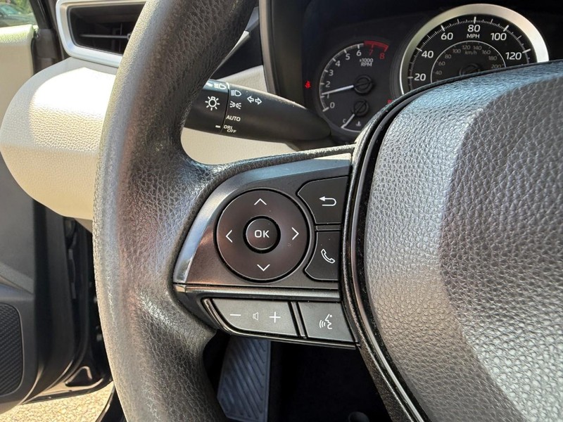 Toyota Corolla Vehicle Image 19
