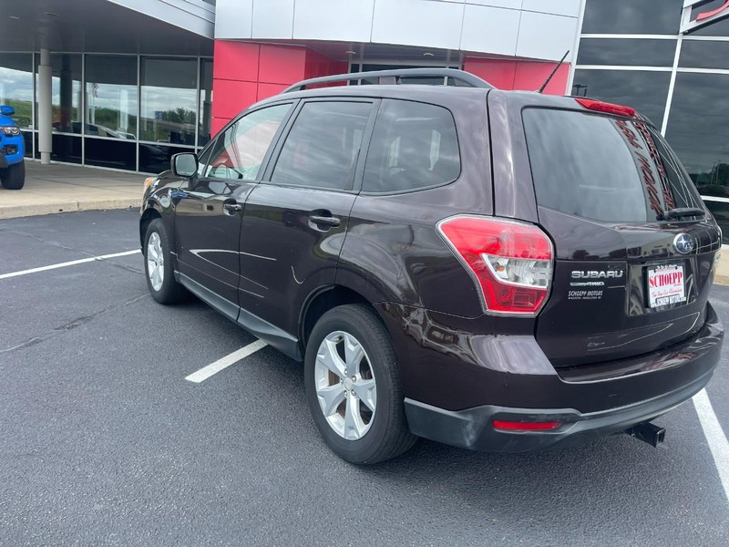 Subaru Forester Vehicle Image 04