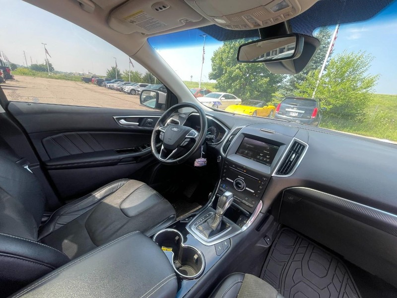 Ford Edge Vehicle Image 06