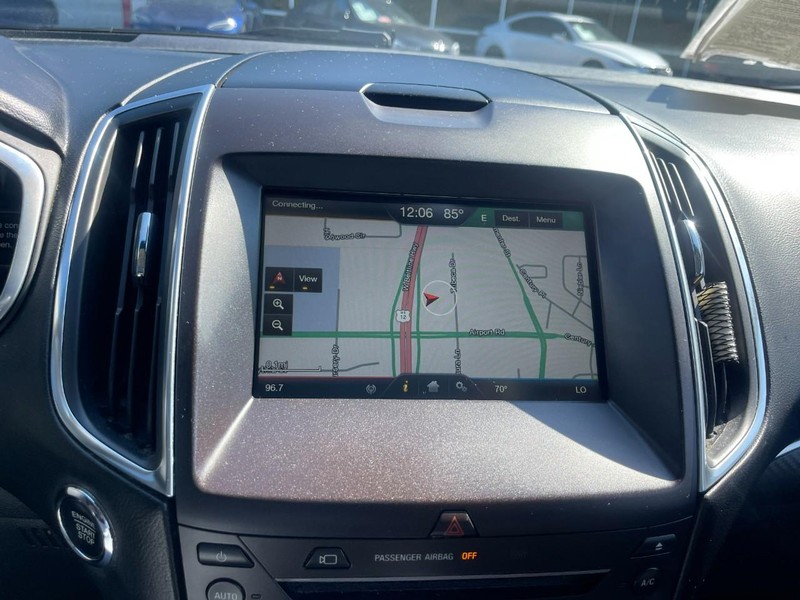 Ford Edge Vehicle Image 17