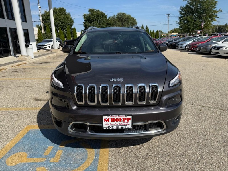 Jeep Cherokee Vehicle Image 02