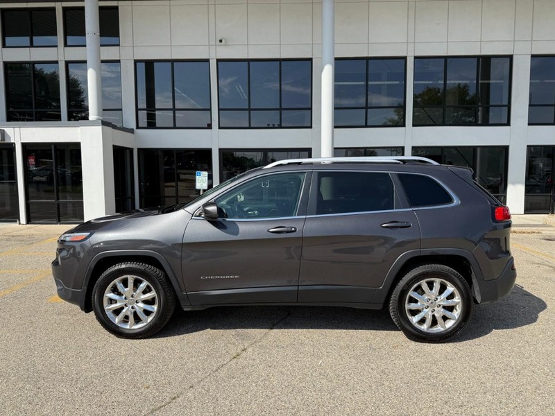 Jeep Cherokee Vehicle Image 08