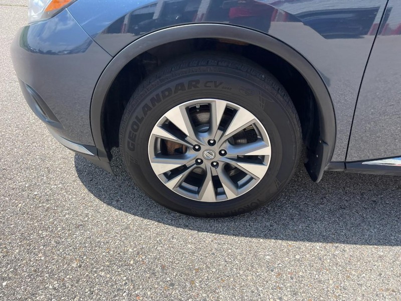 Nissan Murano Vehicle Image 05