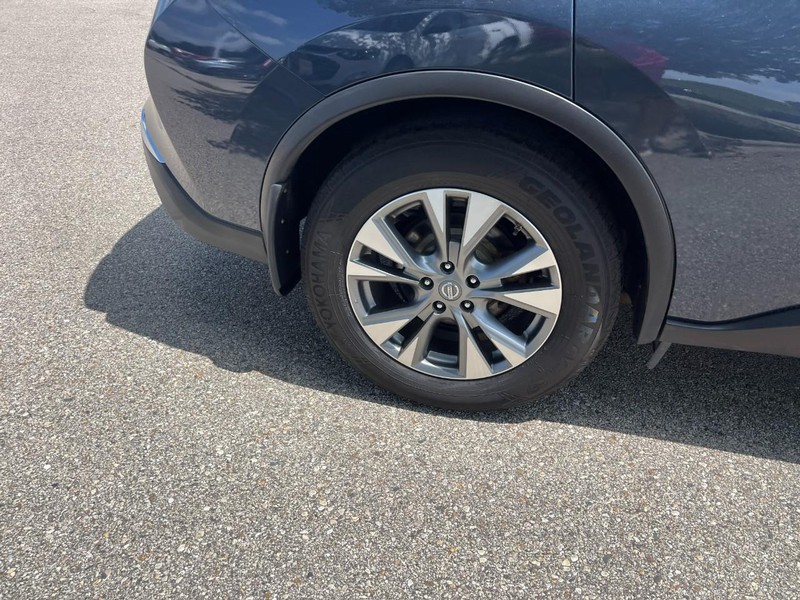 Nissan Murano Vehicle Image 07