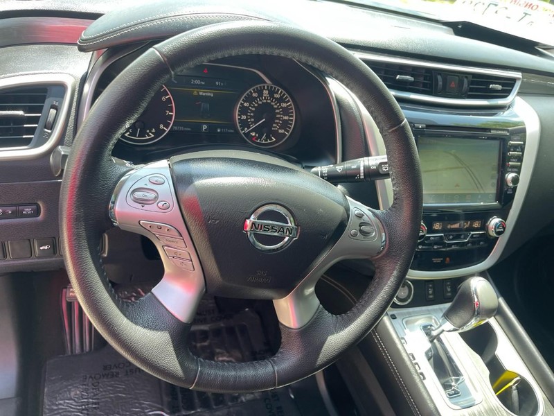 Nissan Murano Vehicle Image 22