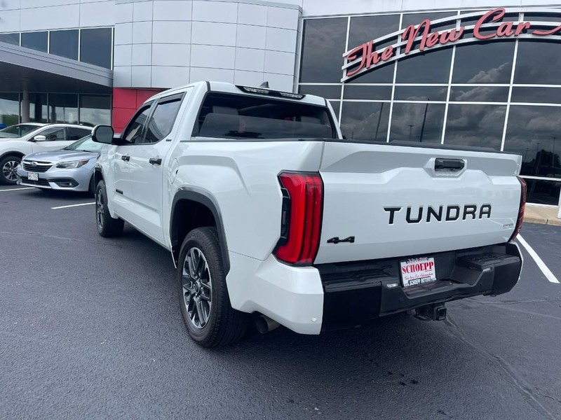 Toyota Tundra 4WD Vehicle Image 05