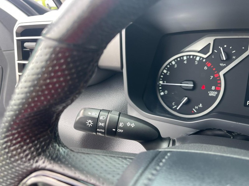 Toyota Tundra 4WD Vehicle Image 30