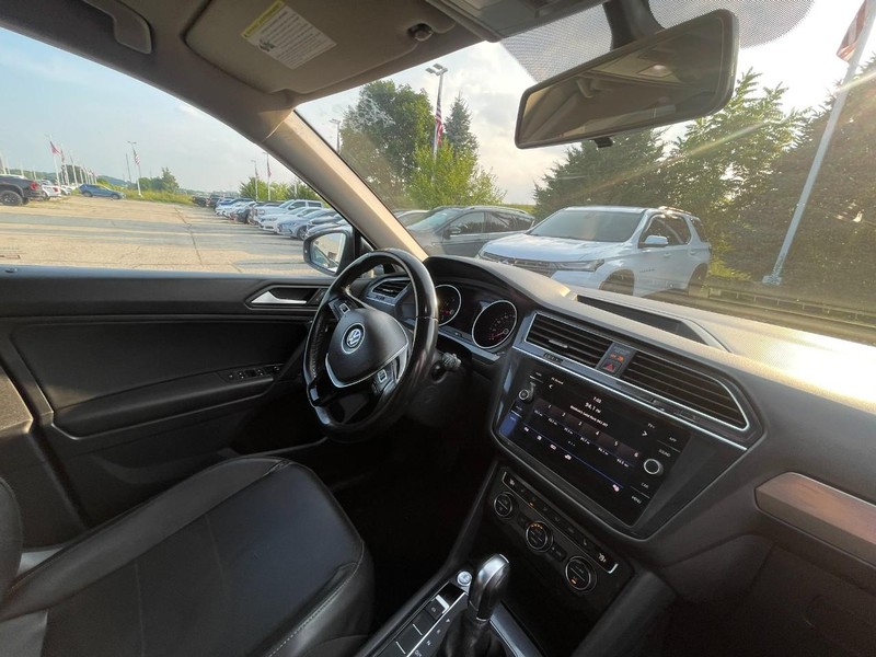 Volkswagen Tiguan Vehicle Image 05