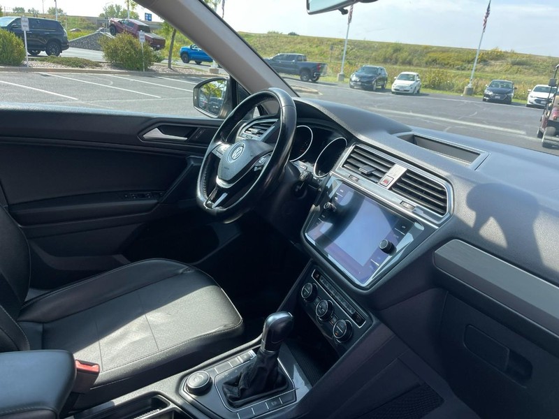 Volkswagen Tiguan Vehicle Image 07