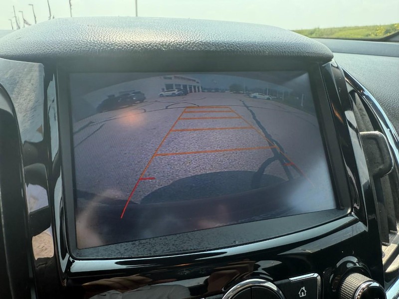 Chevrolet Cruze Vehicle Image 18