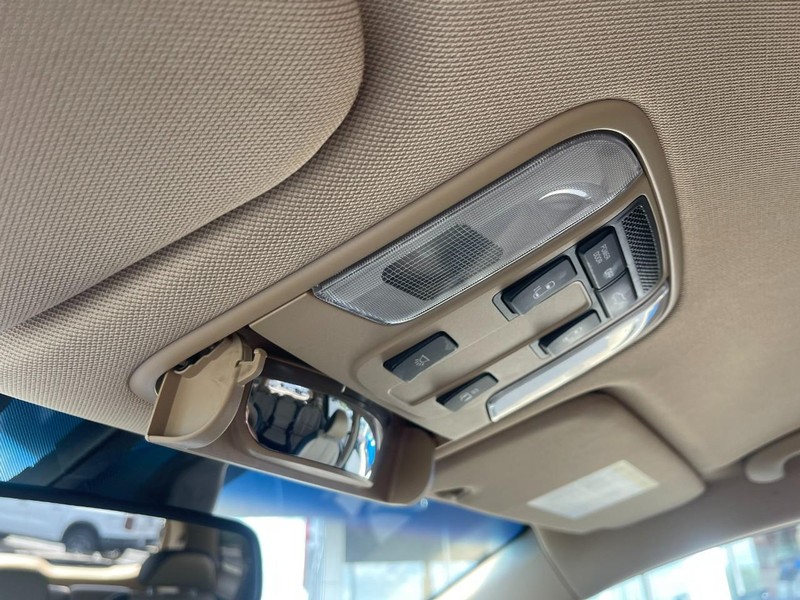 Kia Sedona Vehicle Image 34