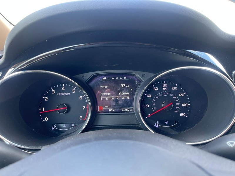 Kia Sedona Vehicle Image 35