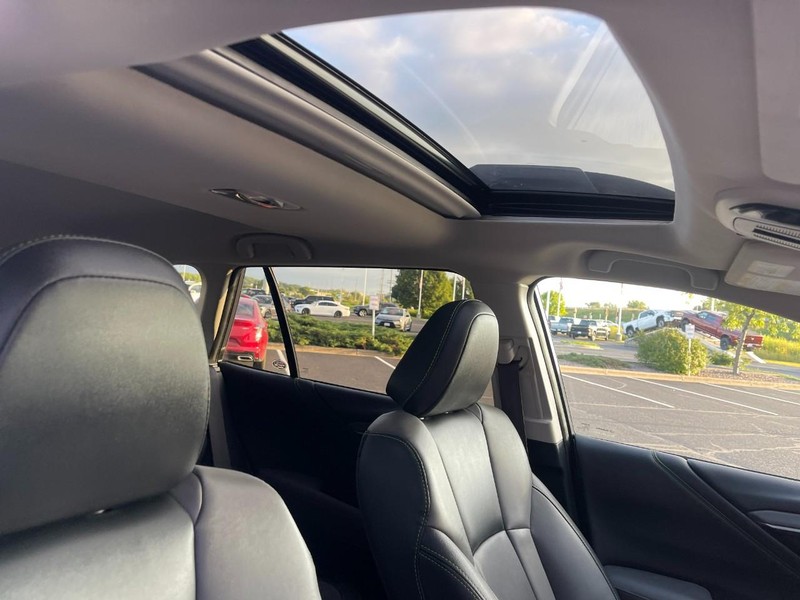 Subaru Outback Vehicle Image 10