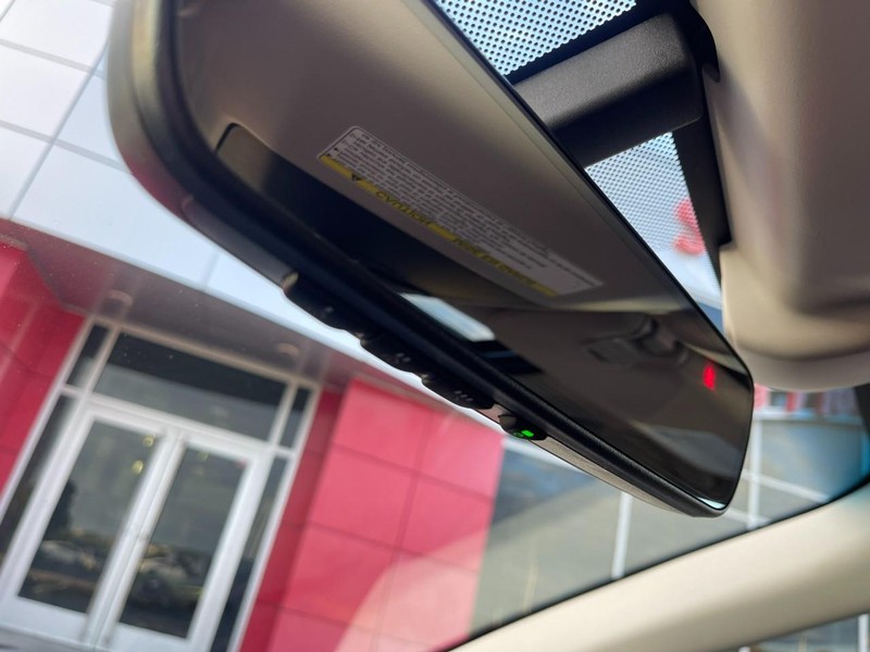 Subaru Outback Vehicle Image 36