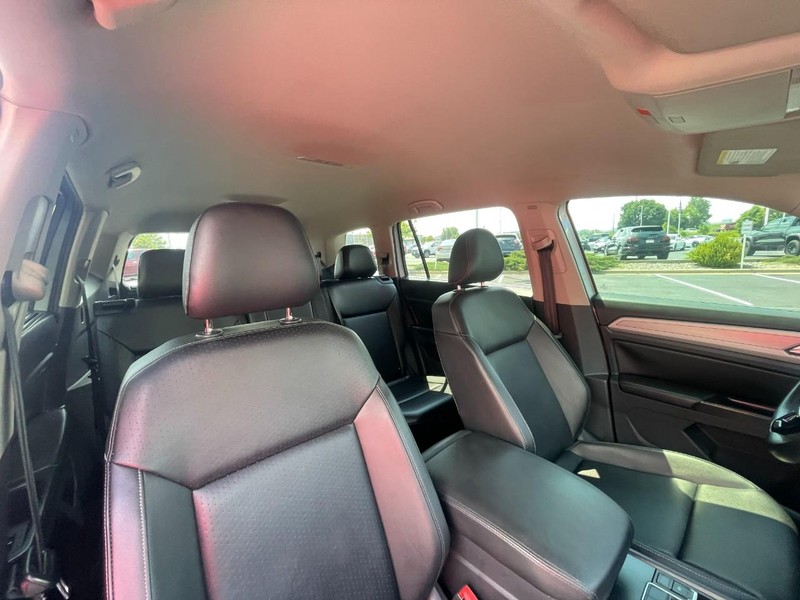 Volkswagen Atlas Vehicle Image 11