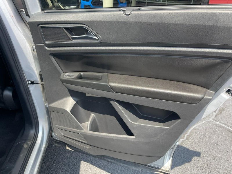 Volkswagen Atlas Vehicle Image 16