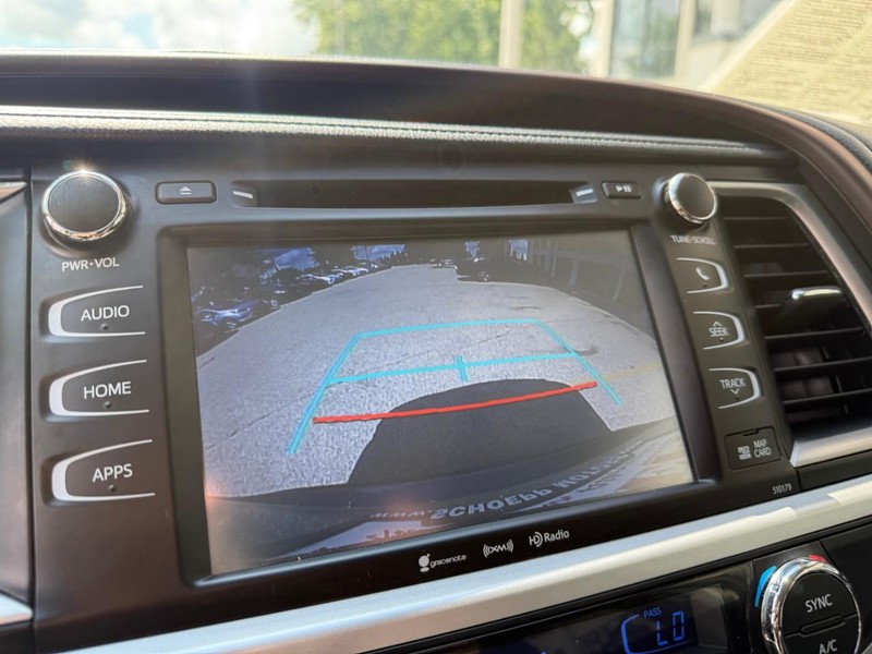 Toyota Highlander Vehicle Image 34