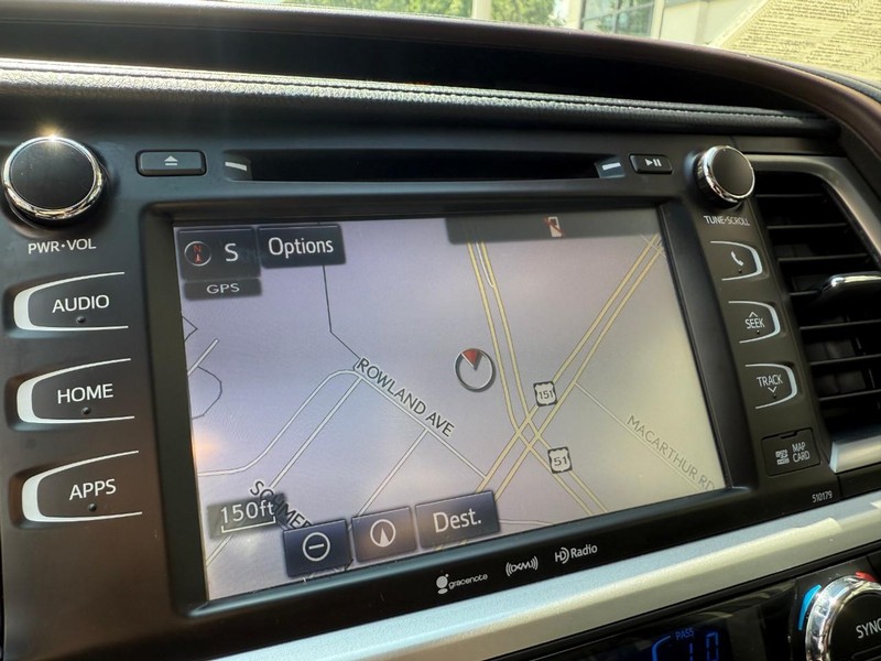 Toyota Highlander Vehicle Image 38