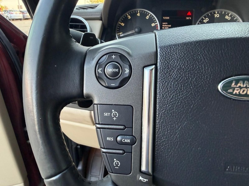 Land Rover LR4 Vehicle Image 27