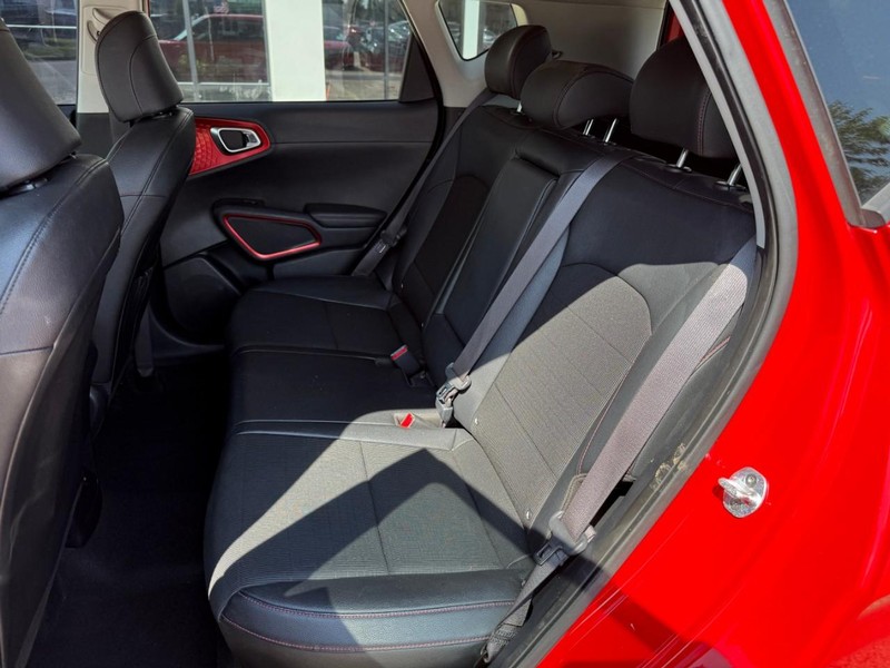 Kia Soul Vehicle Image 03