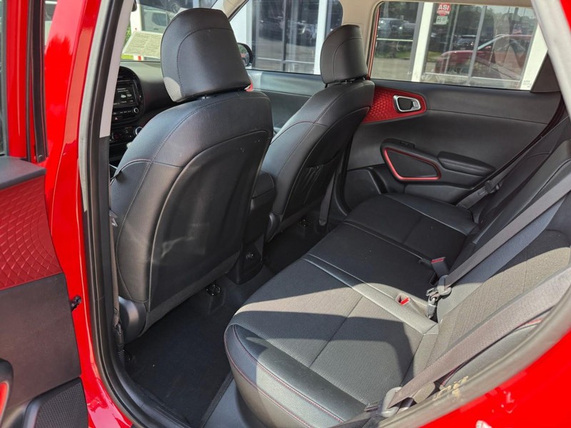 Kia Soul Vehicle Image 04