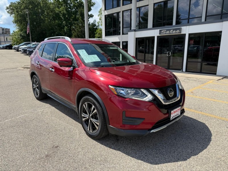 Nissan Rogue Vehicle Image 03