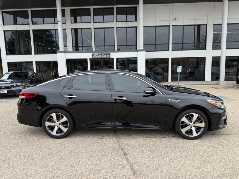 Kia Optima Vehicle Image 04