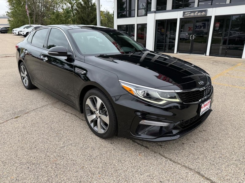 Kia Optima Vehicle Image 05