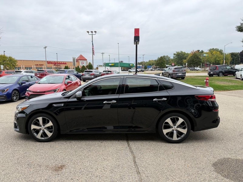 Kia Optima Vehicle Image 06