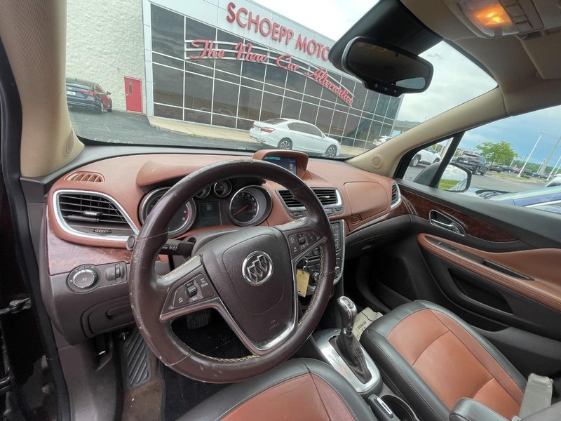 Buick Encore Vehicle Full-screen Gallery Image 09