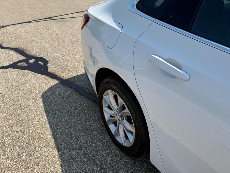Chevrolet Malibu Vehicle Image 07