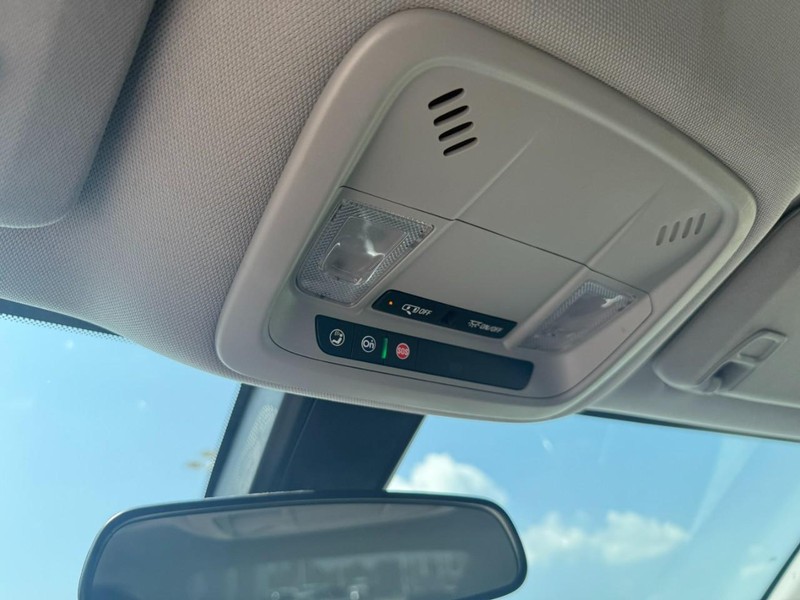Chevrolet Malibu Vehicle Image 19