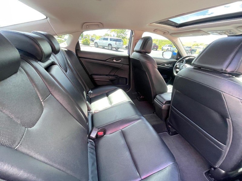 Honda Insight Vehicle Image 15