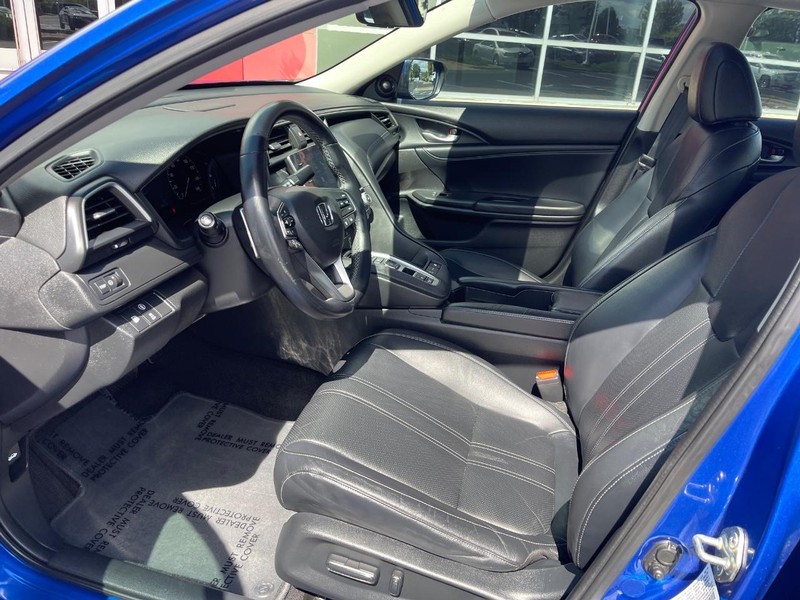 Honda Insight Vehicle Image 16