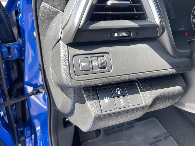 Honda Insight Vehicle Image 20