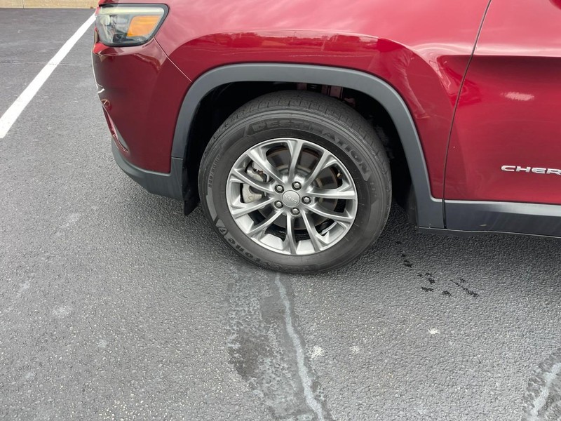Jeep Cherokee Vehicle Image 11