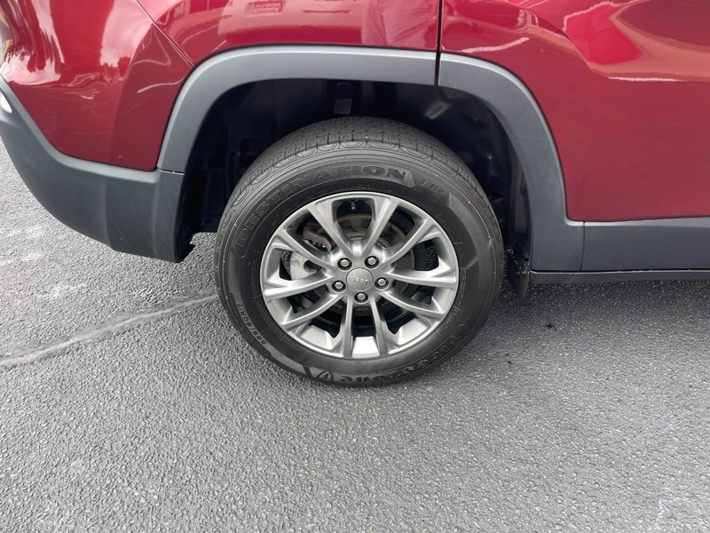Jeep Cherokee Vehicle Image 13