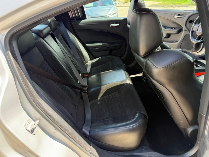 Dodge Charger Vehicle Image 14