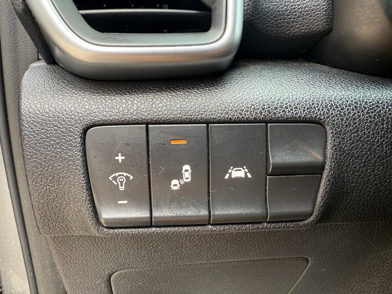 Kia Sportage Vehicle Image 18